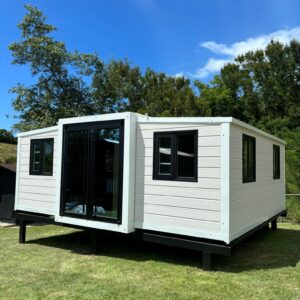 From Backyard to Hot Property: How to Launch Your Airbnb Business with Scalable Container Homes