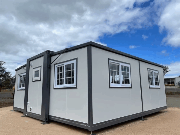 Container House | Charcoal Frame & White Grid Windows - 图片 3